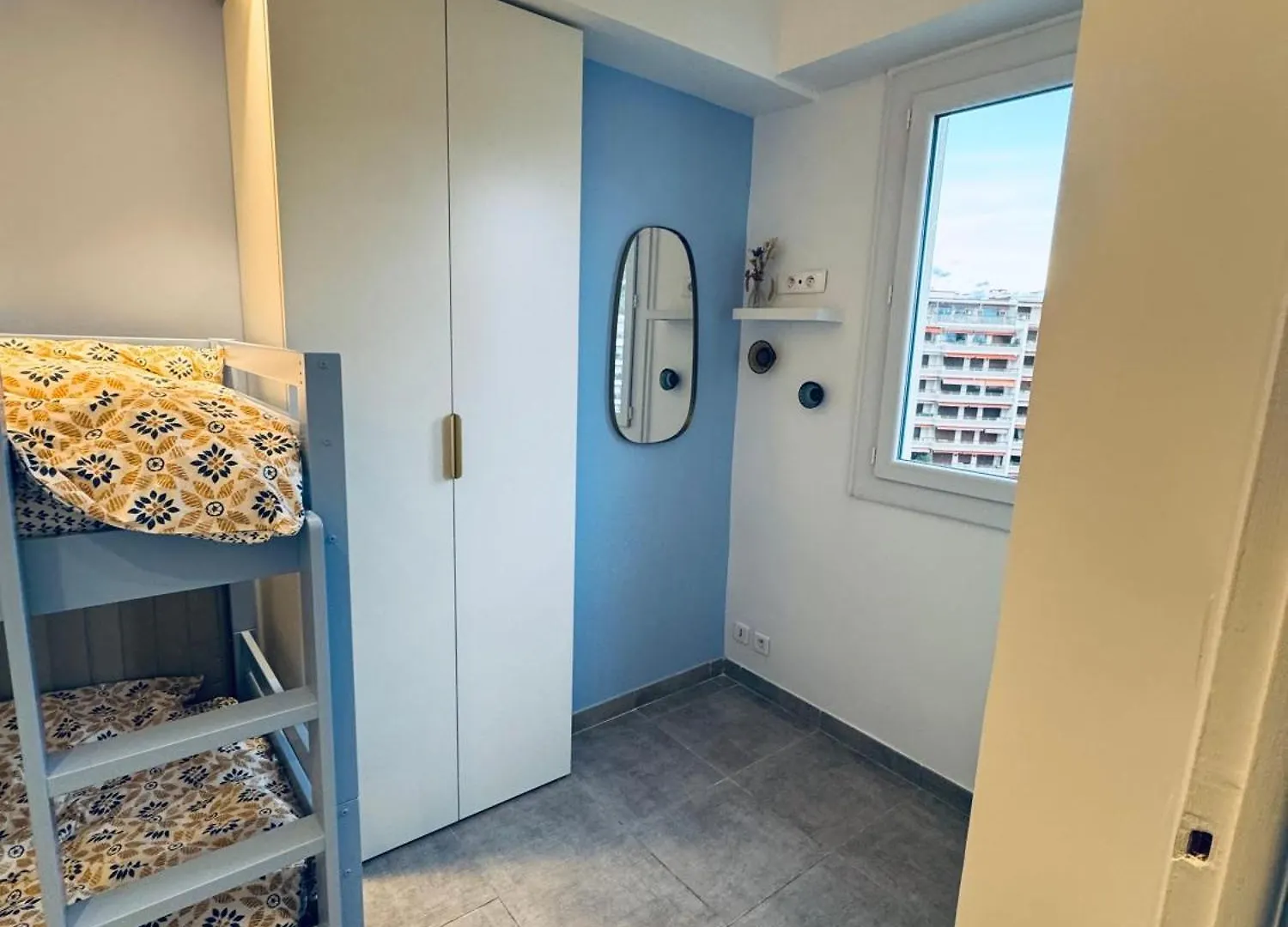 Apartment Croisette Beach - Modern 2 Bdrs Best Location! Cannes