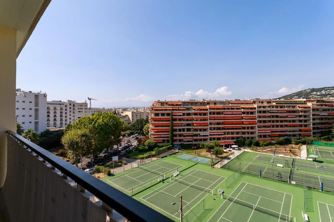 Apartment Croisette Beach - Modern 2 Bdrs Best Location! Cannes